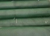 Сетка пластиковая  зелёная, ячейка 45 мм., высота 1,5 м., длина  10 м., рулон - 15 кв.м.