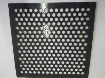 круглые отверстия по шестиугольнику, х/к, диаметр 6 мм, 1000×2000×1 мм