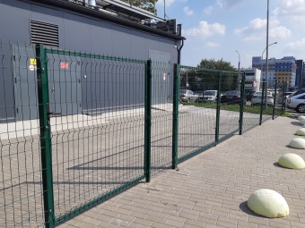 распашные ворота из 3d панелей оцинкованные с полимерным покрытием 1,22×4,03 м., пр.5 мм.
