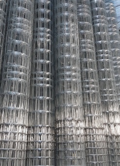 сетка сварная оцинкованная с переменным шагом (спш), ширина ячейки 100 мм, высота 2,0 м, ∅ 1,8 мм.